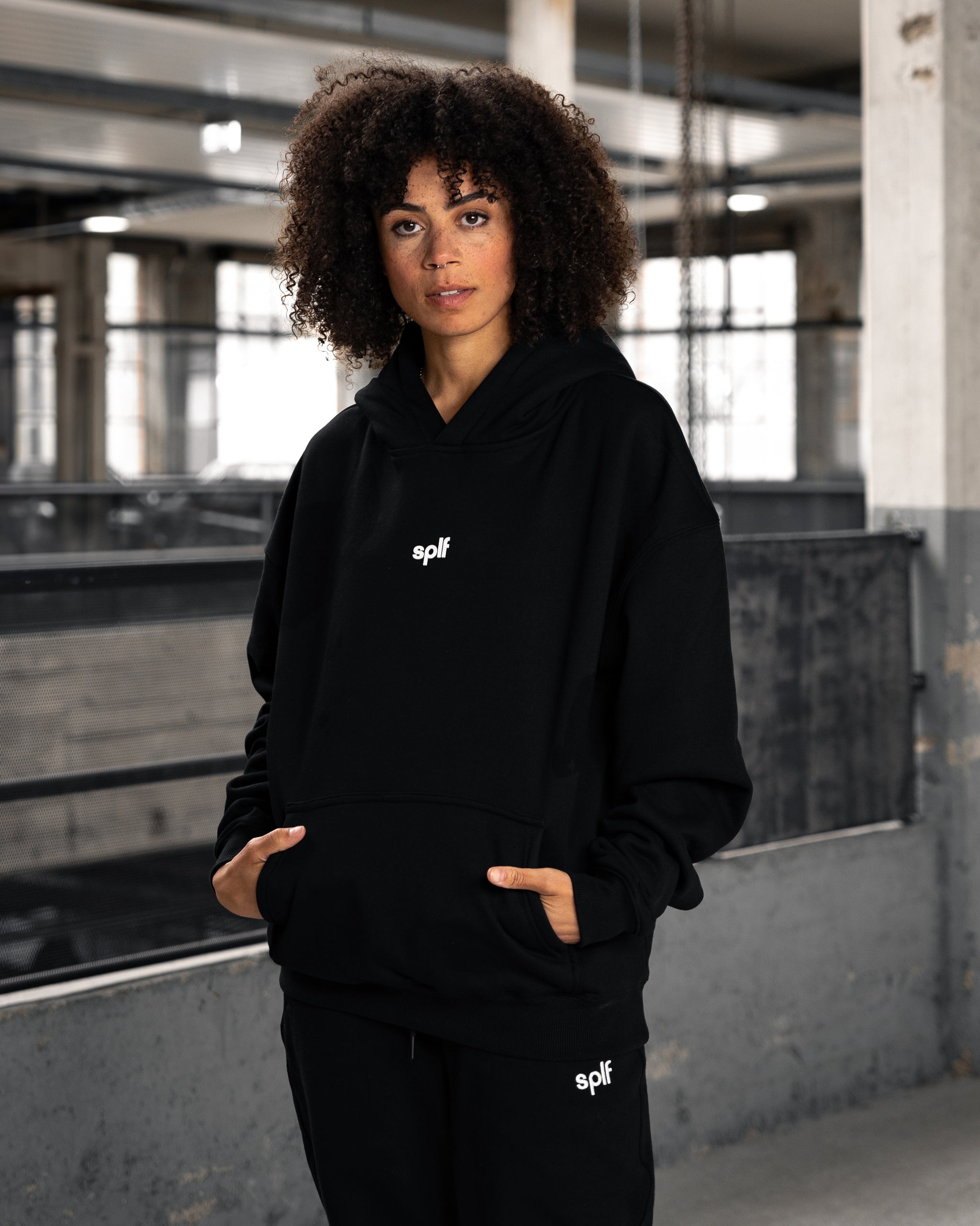 Hoodie Oversize Fit 400 | BASIC RUBBER
