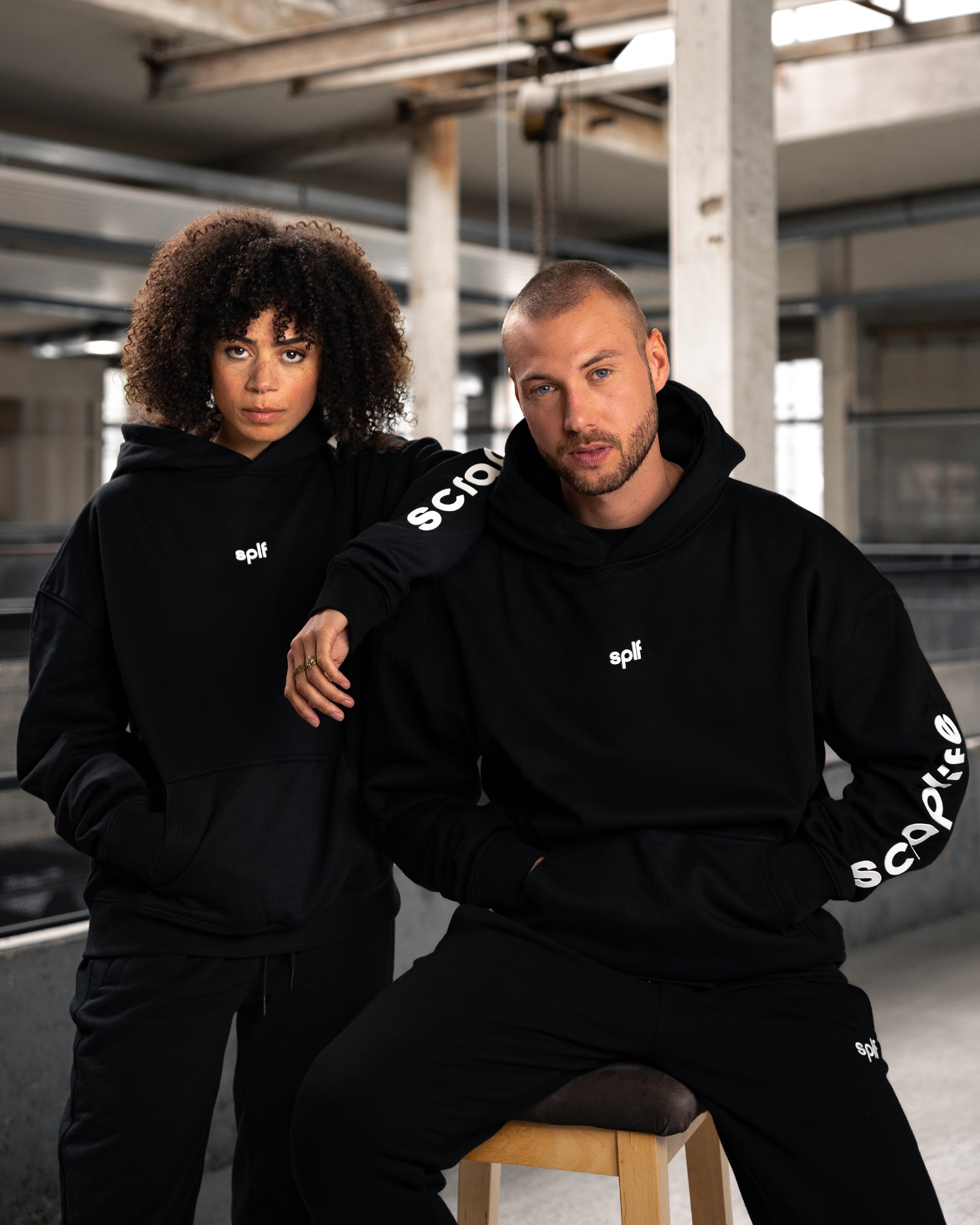 Hoodie Oversize Fit 400 | BASIC SCRAPLIFE SLEEVE RUBBER