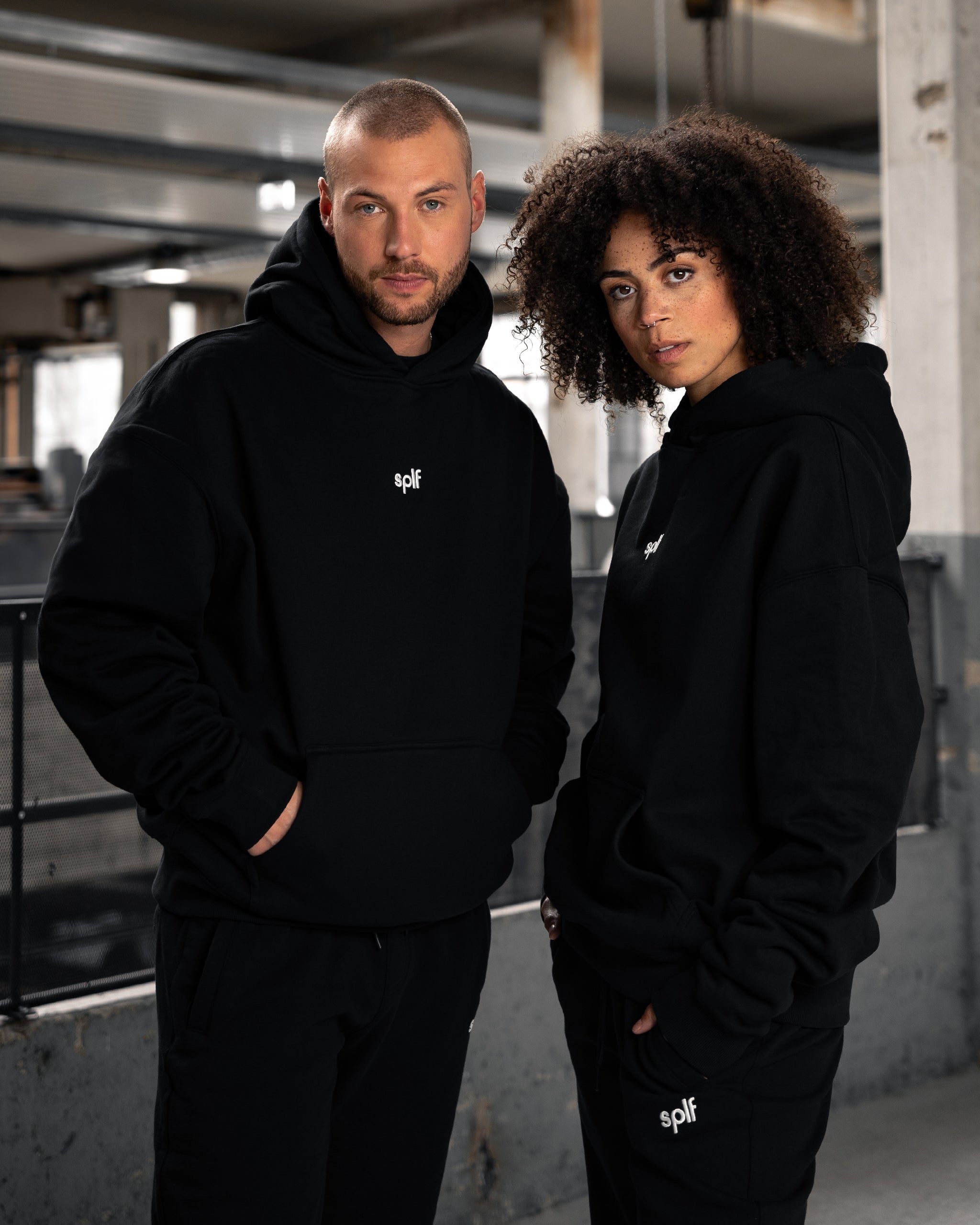 Hoodie Oversize Fit 400 | BASIC STITCH